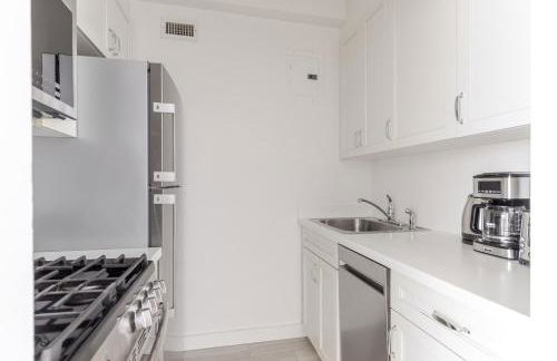 Blueground Midtown East doorman nr MoMA NYC-1786 - Foto 7