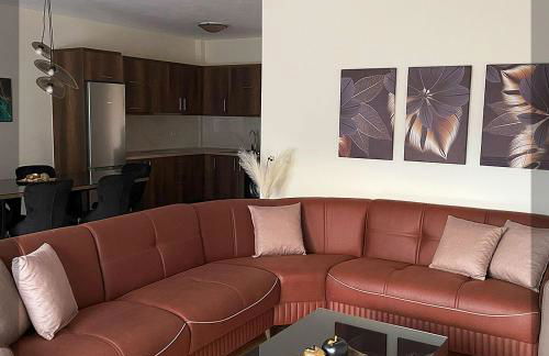 Favelas Luxury Apartments - Photo 3