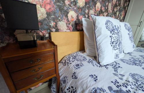 ROSE - Appartement entier tout confort et moderne Hyper centre d'ERNÉE - Foto 11