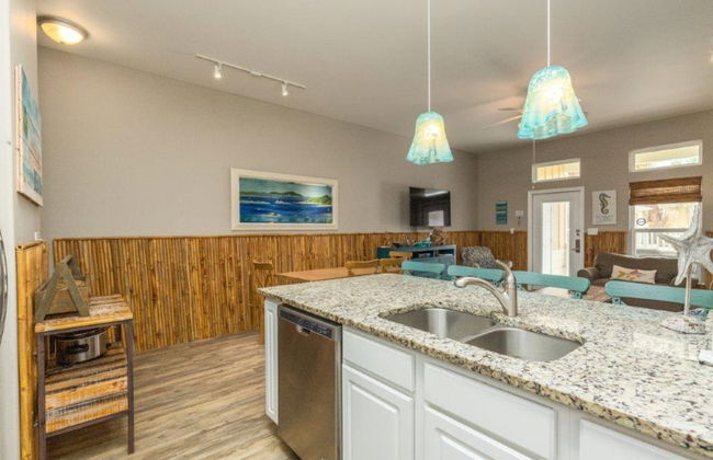 Let's Padre at Village by the Beach by Silver Sands Vacation Rentals - Foto 16