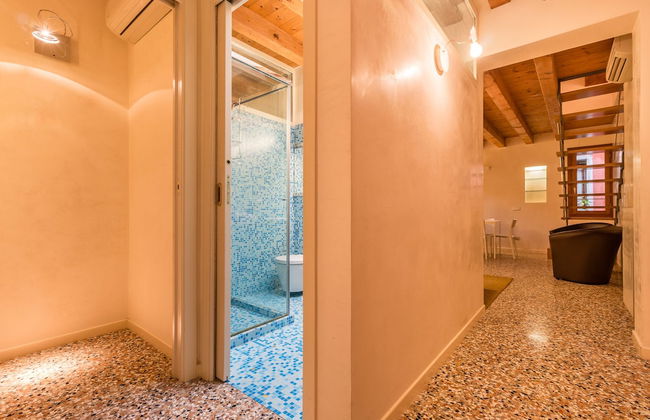 Rialto Mercato a Family Like at Home - Photo 17