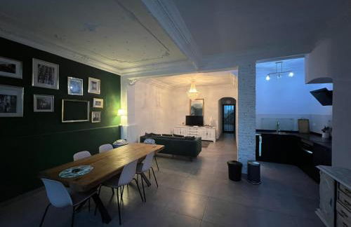 Central House with Terrace - Photo 6