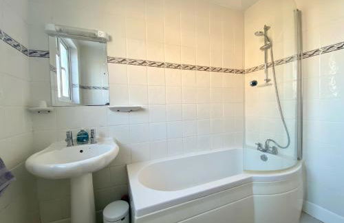 Buttercup Cottage - Photo 16