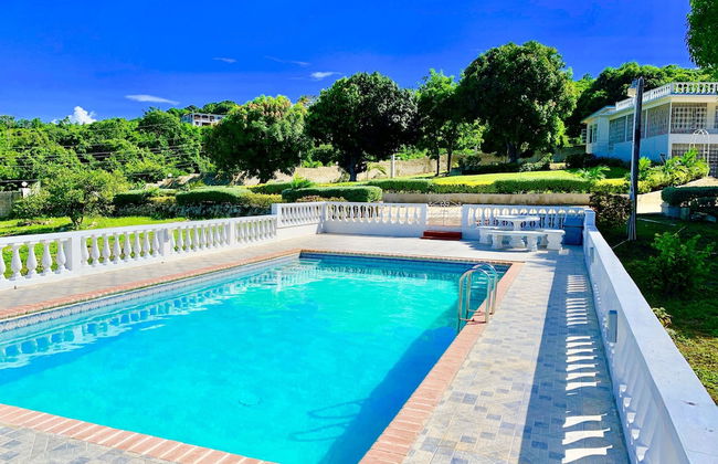 Breathtaking View Villa - Photo 1