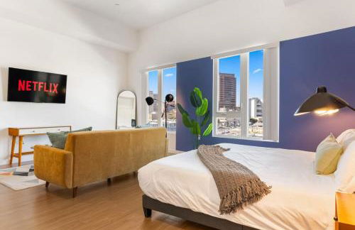 Modern Studio Retreat in the Heart of Art District - Foto 13