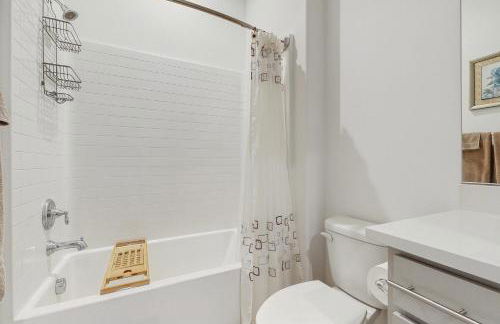 Bright desert oasis with hot tub and grill, shared pool and tennis in 55 plus community - Foto 22