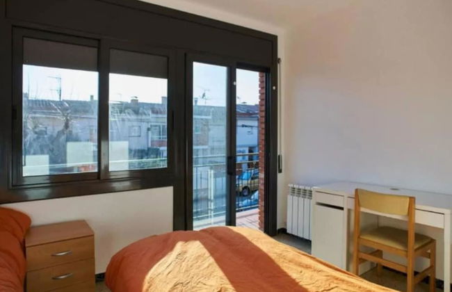 Spacious Holiday Home in Esparreguera With Balcony - Foto 7