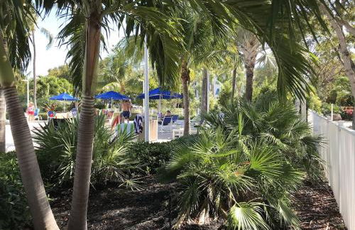 Tropical Getaway w/Private Beach 1 BD Condo - Foto 27