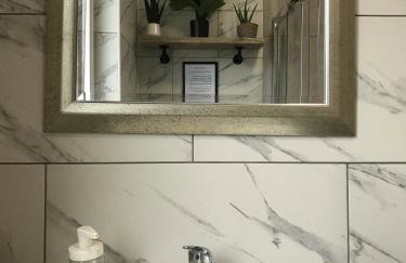 Bright Spacious 3-bed With Office & Patio, Preston - Foto 54