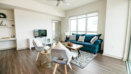 Uptown Fully Furnished 2BR Apartment apts - Foto 3