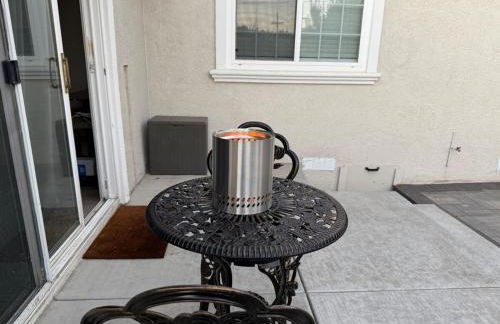 The Hayward Hearth, Serene 3BR Home, Cul-de-sac, Yard - Foto 34