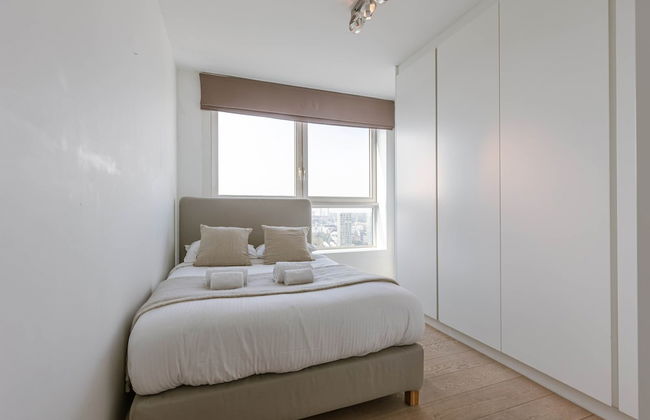 Modern Antwerp Apartment With City Views 2 Bedrooms - Photo 22