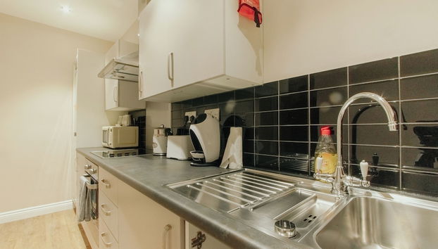 Chic & Cheerful 1bedroom in Historic Building - Foto 4, Cocina privada