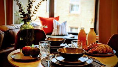 The Hideaway Bureau - Lowlands - Photo 3