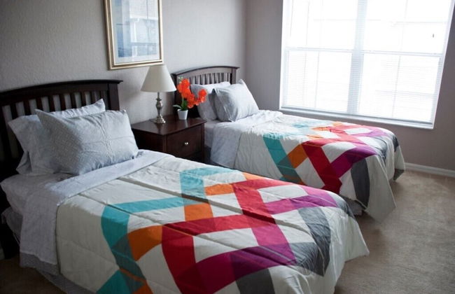 Venetian Bay #103 - Three Bedroom Townhome - Photo 2