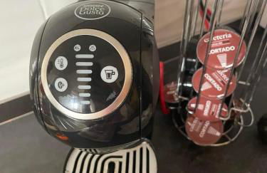 Piso Grande Amplio para grandes grupos 4 Dormitorios 2 baños,Asc 4AC y WIFI - Photo 10