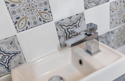 3 Bedrooms & 2 Showers - Home From Home - Foto 65