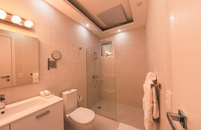 3br-penthouse w Jacuzzi Incl at Lake View - Foto 18