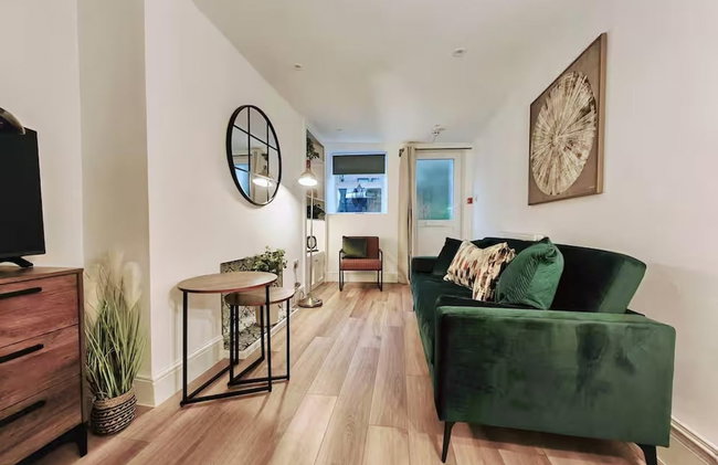 2-Bed Apartment - For Contractors & Business Travellers - Long Stays Welcome - Photo 30