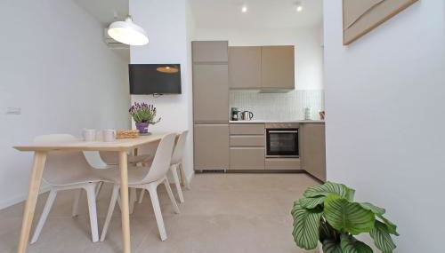 Luminoso appartamento di fronte Metro Piramide - Foto 2