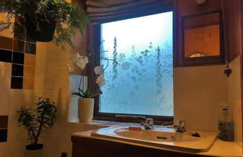 Bijou Cottage in Brontë Country with Wood-burning Stove & Hot Tub Spa - Foto 24