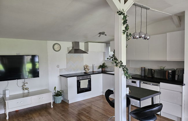 Remarkable 1-bed Cabin in Dunmow - Foto 7