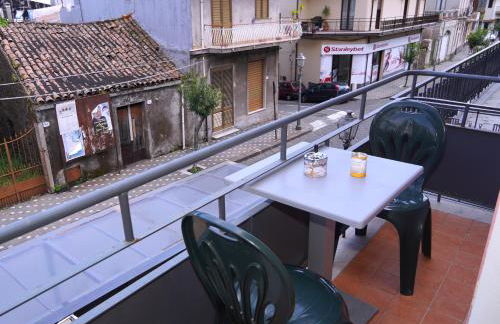 Apartment with terrace in the city centre of Zafferana Etnea - Foto 27