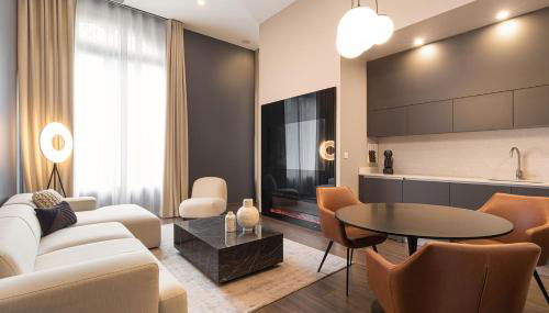 Legend Majestic - Baignoire chaussure - TV Miroir - Parking Privé GRATUIT - Foto 2