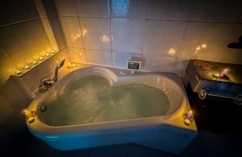 Lusso & Relax - 3 Camere, Jacuzzi, Parcheggio - Foto 5