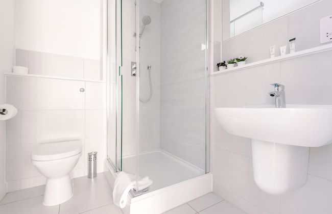 Hilltop Serviced Apartments - Northern Quarter - Photo 56