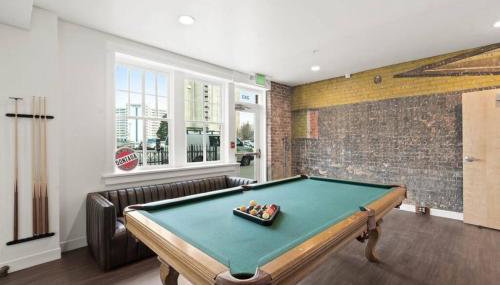 Spacious, King Bed, w Pool Table & Brunch Below! 303 - Photo 5