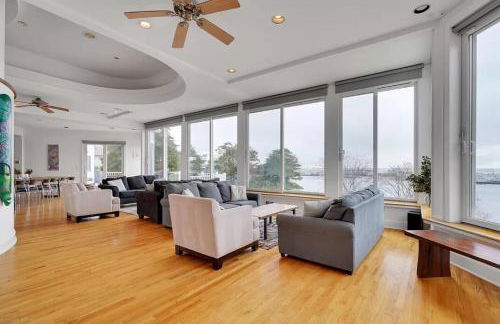 Stunning, Large, Waterfront Retreat - Foto 21