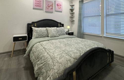 2BD - 3 Dallas l FIFA READY l 5 Min from Love Field - Foto 16
