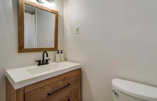 Mount Pine Winter Retreat Near the Green Mtns! - Photo 14