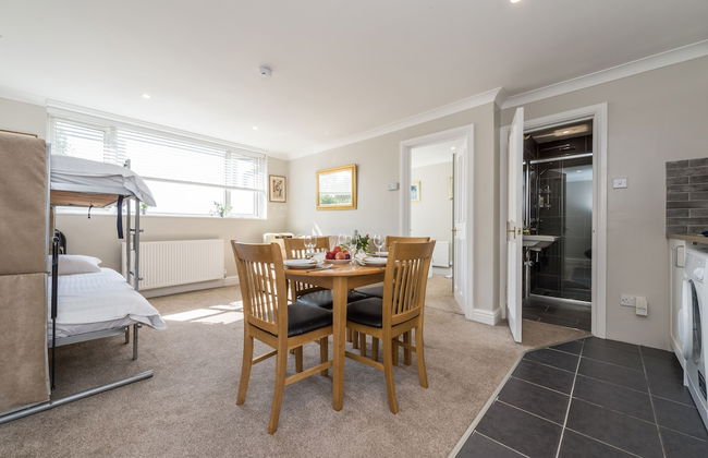 Stylish Apartment 12 Minutes by Tube From Oxford Street Free Wifi and Ac - Foto 13