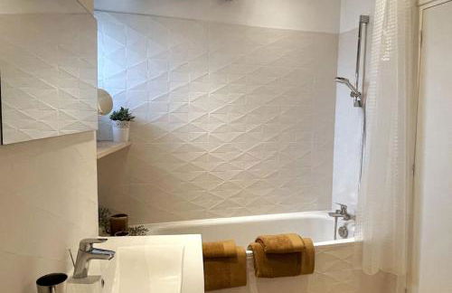 Chez Laurette - Charming apartment in historic village near Versailles - Foto 21