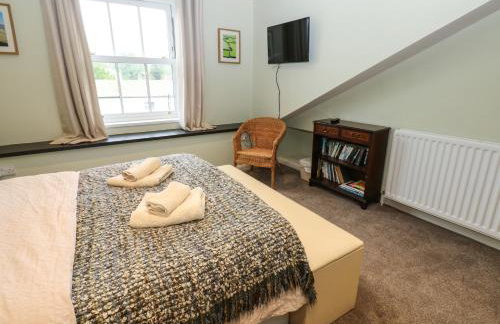 Alma House - Photo 27