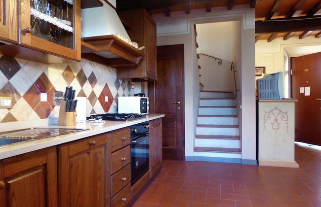 Holiday Home in Montecarelli With Pool - Photo 7