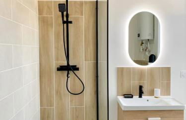 Au pied de la Cathédrale de Bourges - Foto 22