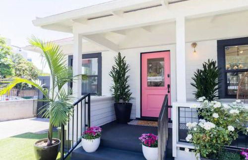 Little Italy 3BD Home with Huge Patio & Backyard - Foto 17