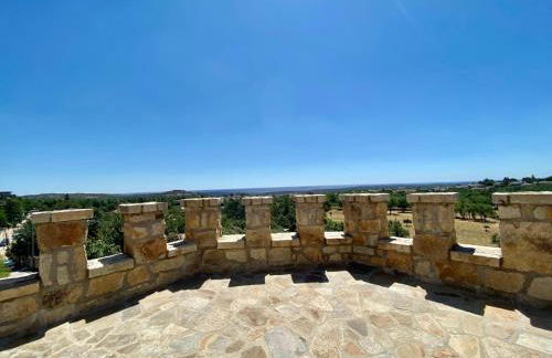 Magnífico Castillo privado, elevado en la roca - Foto 25