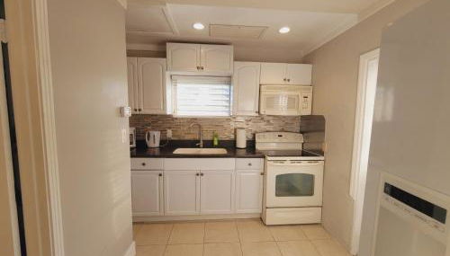 Cottage on Walking Distance To Nokomis Beach - Foto 2