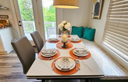 4 BR - King beds - perfect for HPU, Furniture Market, Greensboro, Winston - Photo 5