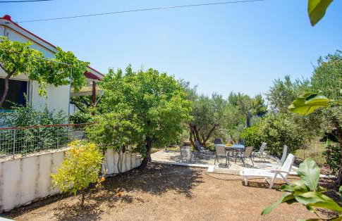 Haus Manya in Lassy - Foto 16