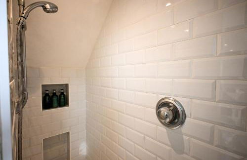 The Bolt Hole Hythe panoramic coast and sea views - Foto 23