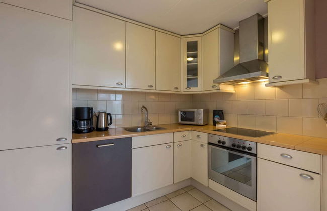 Cozy 4-person Stay at Rustenpolder - Photo 6