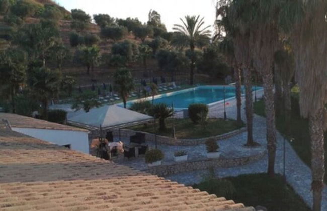 Ponte Calatrasi Agriturismo - Photo 48