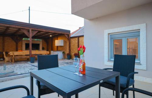 Villa Nada for 10 people with pool & integrated whirlpool - Foto 51