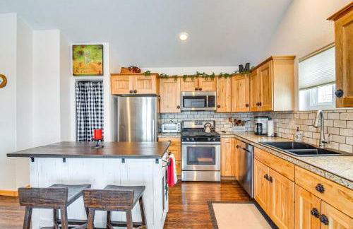 Hike, Ski and Explore Townhome with Yard in Fraser! - Foto 7