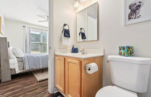 New 4BR 4BA AU Oasis 2 Mins to Downtown & Stadium Sleeps 10 - Foto 33